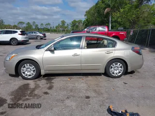 2010 Nissan Altima SL z VIN 1N4AL2AP3AN528824, wystawiony jako IAAI lot #42290404 z przebiegiem 115 014 mil mil oraz . Historia ofert i sprzedaży dostępna na DreamBid. Obrazek 15.