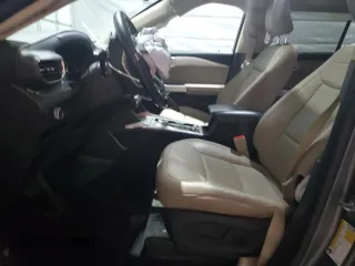 2021 Ford Explorer Limited z VIN 1FMSK8FHXMGC14260, wystawiony jako Copart lot #54121465 z przebiegiem 36 155 mil mil oraz Szkoda całkowita • Salvage title. Historia ofert i sprzedaży dostępna na DreamBid. Obrazek 7.