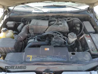 2003 Ford Explorer XLT z VIN 1FMZU63K33ZB48876, wystawiony jako Copart lot #53978745 z przebiegiem 155 201 mil mil oraz Szkody całkowita. Historia ofert i sprzedaży dostępna na DreamBid. Obrazek 12.