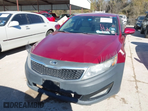 2013 Kia Optima LX z VIN 5XXGM4A70DG252227, wystawiony jako IAAI lot #41808243 z przebiegiem 180 732 mil mil oraz . Historia ofert i sprzedaży dostępna na DreamBid. Obrazek 6.