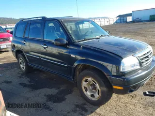 2002 Suzuki XL-7 Standard with VIN JS3TX92V124125916, listed as a IAAI auction lot 41718012 with 249,269 mi miles. Bid and sale history available at carsss.com. Image 1.
