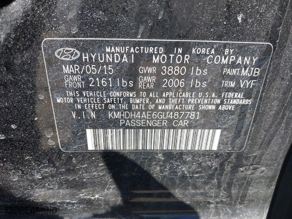 2016 Hyundai Elantra SE with VIN KMHDH4AE6GU487781, listed as a IAAI auction lot 41888778 with 184,289 mi miles. Bid and sale history available at carsss.com. Image 9.