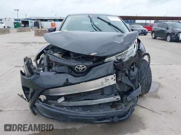2020 Toyota C-HR LE z VIN JTNKHMBX1L1074377, wystawiony jako IAAI lot #42135672 z przebiegiem 88 846 mil mil oraz . Historia ofert i sprzedaży dostępna na DreamBid. Obrazek 12.