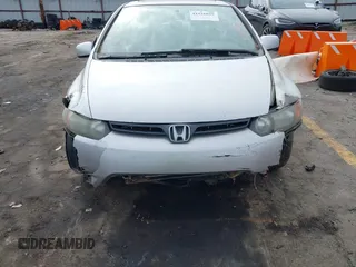 2008 Honda Civic EX-L z VIN 2HGFG12938H546744, wystawiony jako IAAI lot #41526059 z przebiegiem 232 981 mil mil oraz . Historia ofert i sprzedaży dostępna na DreamBid. Obrazek 6.