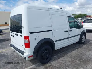 2013 Ford Transit Connect XLT с VIN NM0LS7DN9DT145612, выставлен на аукционе IAAI как лот 42186426 с пробегом 143 239 миль миль и . История ставок и продаж доступна на DreamBid. Изображение 4.