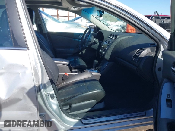 2012 Nissan Altima 3.5 SR with VIN 1N4BL2AP9CN566002, listed as a IAAI auction lot 41731360 with 84,265 mi miles. Bid and sale history available at carsss.com. Image 5.