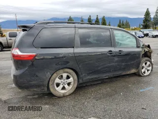2018 Toyota Sienna LE Auto Access Seat with VIN 5TDKZ3DCXJS929065, listed as a Copart auction lot 48763185 with 67,920 mi miles and Salvage Title. Bid and sale history available at carsss.com. Image 3.