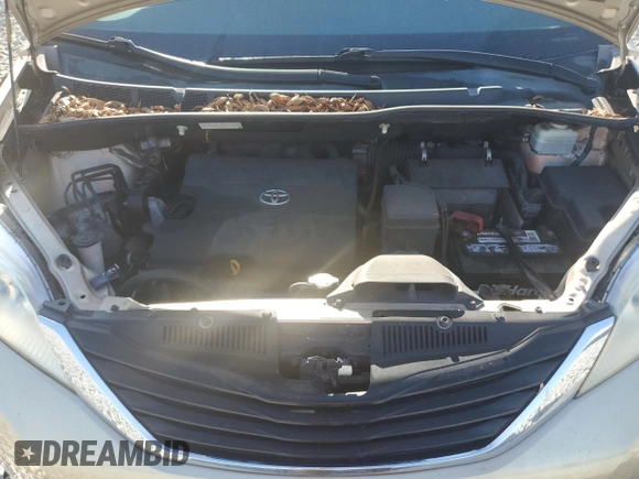 2011 Toyota Sienna LE AAS with VIN 5TDKK3DC3BS116110, listed as a Copart auction lot 53496705 with 135,087 mi miles and Salvage Title. Bid and sale history available at carsss.com. Image 12.
