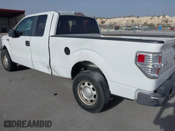 2010 Ford F-150 XL with VIN 1FTEX1CW1AKE21903, listed as a IAAI auction lot 41658076 with 276,008 mi miles. Bid and sale history available at carsss.com. Image 18.