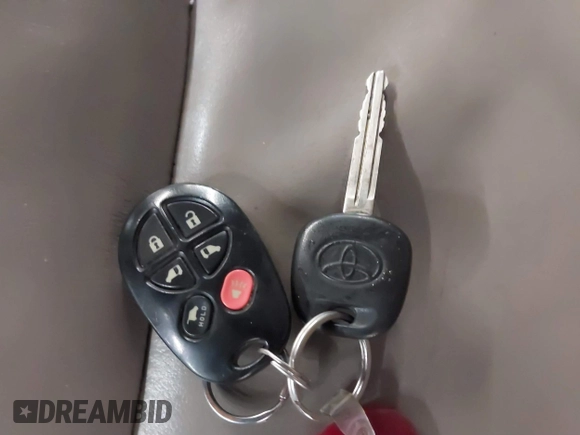 2005 Toyota Sienna XLE with VIN 5TDBA22C85S047371, listed as a IAAI auction lot 41591534 with 185,209 mi miles and . Bid and sale history available at DreamBid. Image 11.