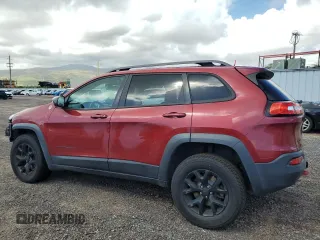 2017 Jeep Cherokee Trailhawk z VIN 1C4PJMBSXHW557783, wystawiony jako Copart lot #53978135 z przebiegiem 103 554 mil mil oraz Szkoda całkowita • Salvage title. Historia ofert i sprzedaży dostępna na DreamBid. Obrazek 2.