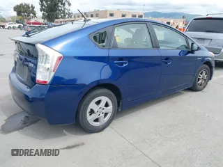 2011 Toyota Prius I z VIN JTDKN3DU6B0267820, wystawiony jako IAAI lot #41980110 z przebiegiem 136 729 mil mil oraz . Historia ofert i sprzedaży dostępna na DreamBid. Obrazek 4.