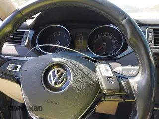 2016 Volkswagen Jetta Sedan 1.8T SEL with VIN 3VWL07AJ5GM263893, listed as a IAAI auction lot 41715603 with 188,778 mi miles. Bid and sale history available at carsss.com. Image 11.
