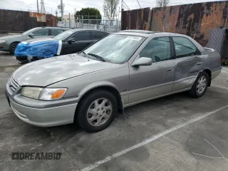 2001 Toyota Camry CE with VIN JT2BG22K010567849, listed as a Copart auction lot 50776555 with 114,514 mi miles and Salvage Title. Bid and sale history available at carsss.com. Image 1.