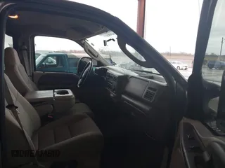 2004 Ford F-250 XL z VIN 1FTNW20L34EC72478, wystawiony jako IAAI lot #41435891 z przebiegiem 136 275 mil mil oraz . Historia ofert i sprzedaży dostępna na DreamBid. Obrazek 5.