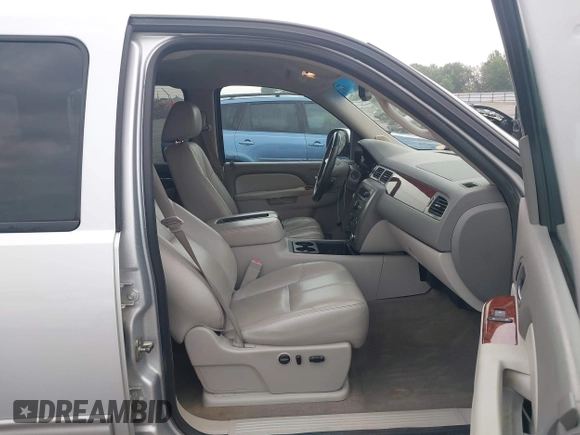 2013 GMC Sierra 1500 SLT with VIN 3GTP2WE74DG115414, listed as a IAAI auction lot 42441966 with 291,605 mi miles and . Bid and sale history available at DreamBid. Image 5.