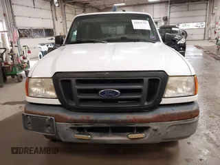 2004 Ford Ranger XL z VIN 1FTYR10D14TA08047, wystawiony jako IAAI lot #42831791 z przebiegiem 240 647 mil mil oraz . Historia ofert i sprzedaży dostępna na DreamBid. Obrazek 12.