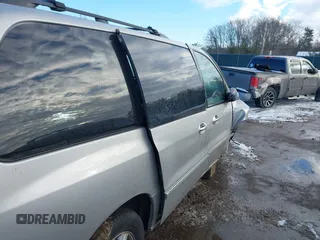 2005 Mercury Monterey z VIN 2MRDA22255BJ00896, wystawiony jako IAAI lot #41331699 z przebiegiem Nie podano mil oraz . Historia ofert i sprzedaży dostępna na DreamBid. Obrazek 6.