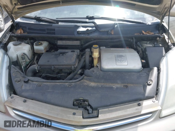 2008 Toyota Prius with VIN JTDKB20U187723943, listed as a IAAI auction lot 41991967 with 180,204 mi miles and . Bid and sale history available at carsss.com. Image 10.