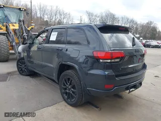 2018 Jeep Grand Cherokee Laredo E with VIN 1C4RJFAG6JC420364, listed as a IAAI auction lot 41418372 with 1 mi miles. Bid and sale history available at carsss.com. Image 3.