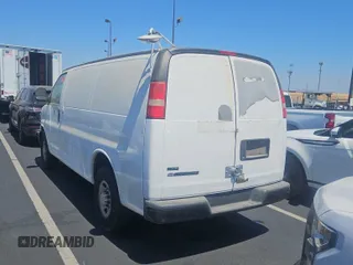 2010 Chevrolet Express Cargo с VIN 1GCZGFBA1A1160380, выставлен на аукционе IAAI как лот 42763033 с пробегом 153 559 миль миль и . История ставок и продаж доступна на DreamBid. Изображение 24.