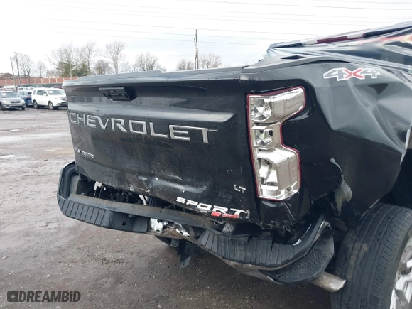 2022 Chevrolet Silverado 1500 LT with VIN 3GCPDKEK3NG504134, listed as a IAAI auction lot 41561032 with 1 mi miles. Bid and sale history available at carsss.com. Image 6.