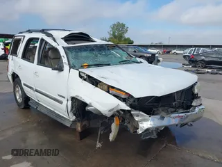 2005 GMC Yukon SLT with VIN 1GKEK13T75J107208, listed as a IAAI auction lot 41046733 with 1 mi miles. Bid and sale history available at carsss.com. Image 1.