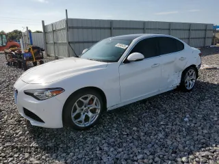 2021 Alfa Romeo Giulia Ti Sport с VIN ZARFAMBN4M7647771, выставлен на аукционе Copart как лот 63988035 с пробегом 29 720 миль миль и Списание • Salvage title. История ставок и продаж доступна на DreamBid. Изображение 1.