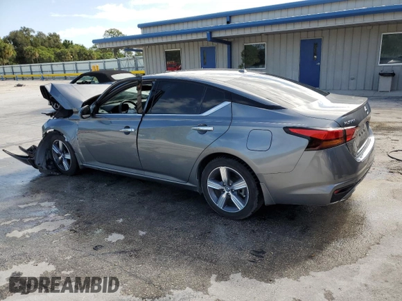 2020 Nissan Altima 2.5 SV with VIN 1N4BL4DV5LC277765, listed as a Copart auction lot 52359605 with 101,210 mi miles and Non Repairable. Bid and sale history available at carsss.com. Image 2.