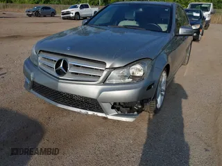 2013 Mercedes-Benz C 250 Sport with VIN WDDGF4HB5DR301509, listed as a IAAI auction lot 42216332 with 95,426 mi miles and . Bid and sale history available at carsss.com. Image 6.