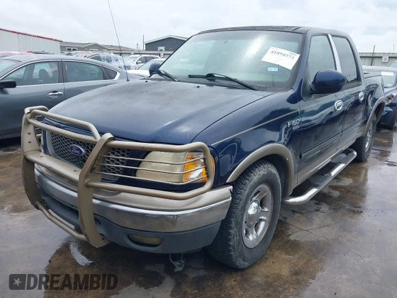 2003 Ford F-150 XLT with VIN 1FTRW07L33KC83234, listed as a IAAI auction lot 41894573 with 215,232 mi miles. Bid and sale history available at carsss.com. Image 22.