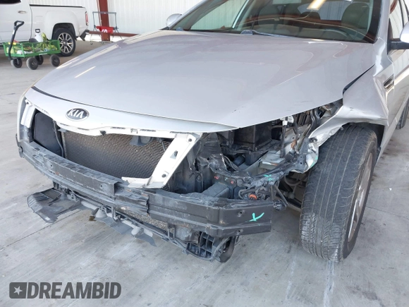2015 Kia Optima LX with VIN 5XXGM4A74FG381316, listed as a IAAI auction lot 41885940 with 128,984 mi miles. Bid and sale history available at carsss.com. Image 6.