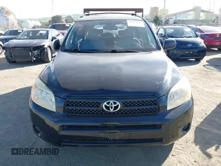 2007 Toyota RAV4 with VIN JTMZD33V376043839, listed as a IAAI auction lot 41670983 with 181,499 mi miles. Bid and sale history available at carsss.com. Image 12.
