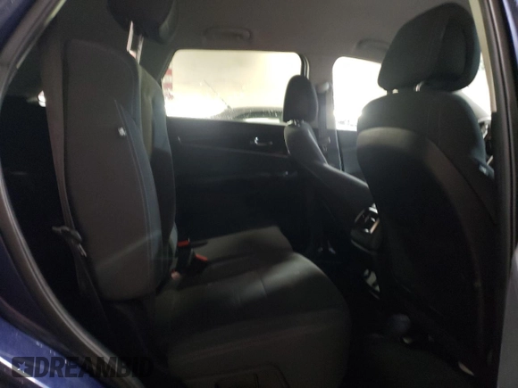 2016 Kia Sorento LX z VIN 5XYPGDA52GG177309, wystawiony jako Copart lot #47786225 z przebiegiem 85 872 mil mil oraz Szkoda całkowita • Salvage title. Historia ofert i sprzedaży dostępna na DreamBid. Obrazek 11.