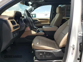 2023 Chevrolet Suburban Premier with VIN 1GNSCFKD7PR205475, listed as a Copart auction lot 60704235 with 32,208 mi miles and Clean title. Bid and sale history available at DreamBid. Image 7.