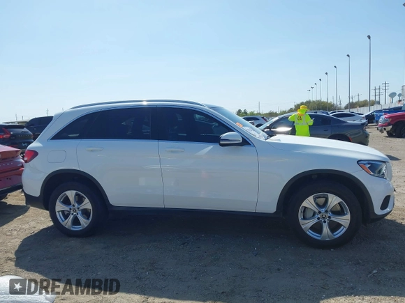 2018 Mercedes-Benz GLC with VIN WDC0G4JBXJV032990, listed as a IAAI auction lot 41858892 with 101,678 mi miles. Bid and sale history available at carsss.com. Image 13.