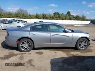 2015 Dodge Charger SXT z VIN 2C3CDXJG3FH754900, wystawiony jako IAAI lot #41850117 z przebiegiem 177 570 mil mil oraz . Historia ofert i sprzedaży dostępna na DreamBid. Obrazek 14.