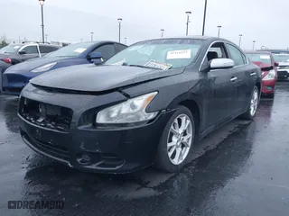 2013 Nissan Maxima 3.5 S with VIN 1N4AA5AP4DC822076, listed as a IAAI auction lot 41916291 with 140,059 mi miles. Bid and sale history available at carsss.com. Image 2.