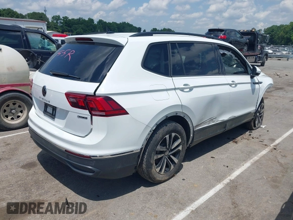 2024 Volkswagen Tiguan S with VIN 3VVFB7AX7RM030830, listed as a IAAI auction lot 42279861 with 42,714 mi miles and . Bid and sale history available at DreamBid. Image 4.