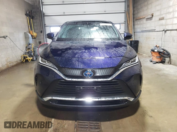 2021 Toyota Venza LE z VIN JTEAAAAH9MJ019668, wystawiony jako Copart lot #57122115 z przebiegiem 21 983 mil mil oraz Szkoda całkowita • Salvage title. Historia ofert i sprzedaży dostępna na DreamBid. Obrazek 5.
