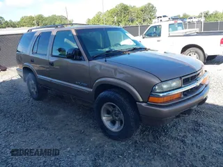 2002 Chevrolet Blazer LS с VIN 1GNDT13W42K196425, выставлен на аукционе IAAI как лот 42663026 с пробегом 130 113 миль миль и . История ставок и продаж доступна на DreamBid. Изображение 1.