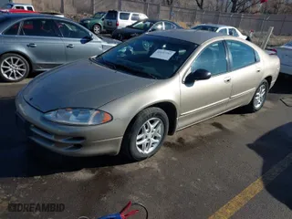 2002 Dodge Intrepid SE with VIN 2B3HD46R92H306859, listed as a IAAI auction lot 41647392 with 175,608 mi miles. Bid and sale history available at carsss.com. Image 2.