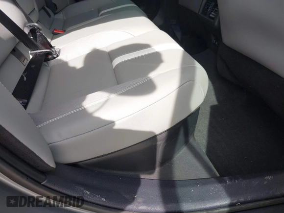 2025 Toyota Camry LE with VIN 4T1DAACK6SU565152, listed as a IAAI auction lot 41825174 with 297 mi miles and . Bid and sale history available at DreamBid. Image 8.