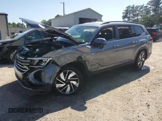 2024 Volkswagen Atlas SE z VIN 1V2WR2CA3RC536421, wystawiony jako Copart lot #52762625 z przebiegiem 30 366 mil mil oraz Nie do naprawy • Non repairable. Historia ofert i sprzedaży dostępna na DreamBid. Obrazek 1.