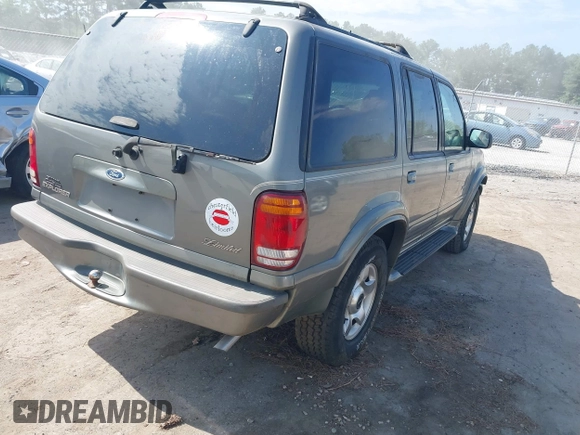 2000 Ford Explorer с VIN 1FMZU75E6YZB71590, выставлен на аукционе IAAI как лот 42757239 с пробегом 122 876 миль миль и . История ставок и продаж доступна на DreamBid. Изображение 4.
