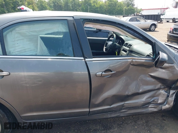 2012 Ford Fusion SE with VIN 3FAHP0HAXCR390109, listed as a IAAI auction lot 42470688 with 105,837 mi miles and . Bid and sale history available at DreamBid. Image 13.