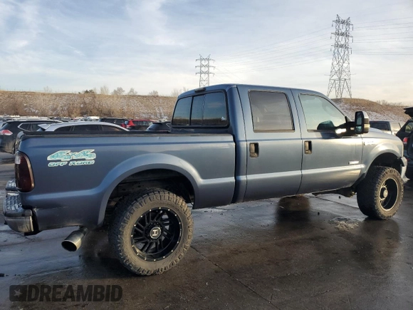 2006 Ford F-250 XL with VIN 1FTSW21P06EC13170, listed as a Copart auction lot 44038305 with 198,100 mi miles and Clean title. Bid and sale history available at DreamBid. Image 3.