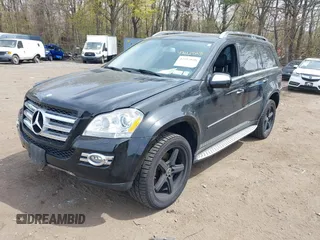 2009 Mercedes-Benz GL-Class 5.5L with VIN 4JGBF86E29A530952, listed as a IAAI auction lot 42112828 with 135,474 mi miles. Bid and sale history available at carsss.com. Image 2.