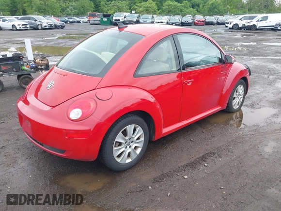 2010 Volkswagen Beetle with VIN 3VWPW3AG2AM030395, listed as a IAAI auction lot 42367992 with 93,052 mi miles and . Bid and sale history available at DreamBid. Image 4.