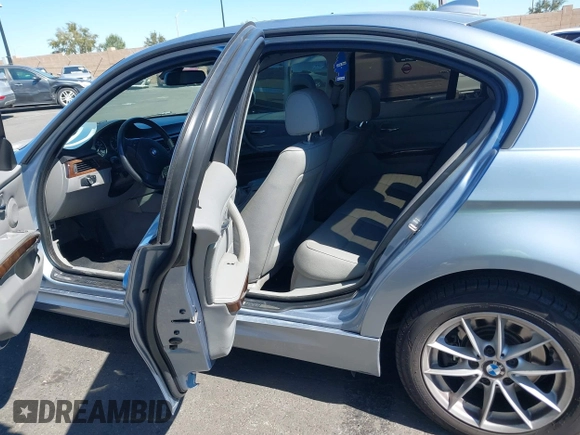 2010 BMW 3 Series 328i with VIN WBAPH5G54ANM34817, listed as a IAAI auction lot 42236730 with 121,871 mi miles and . Bid and sale history available at DreamBid. Image 8.